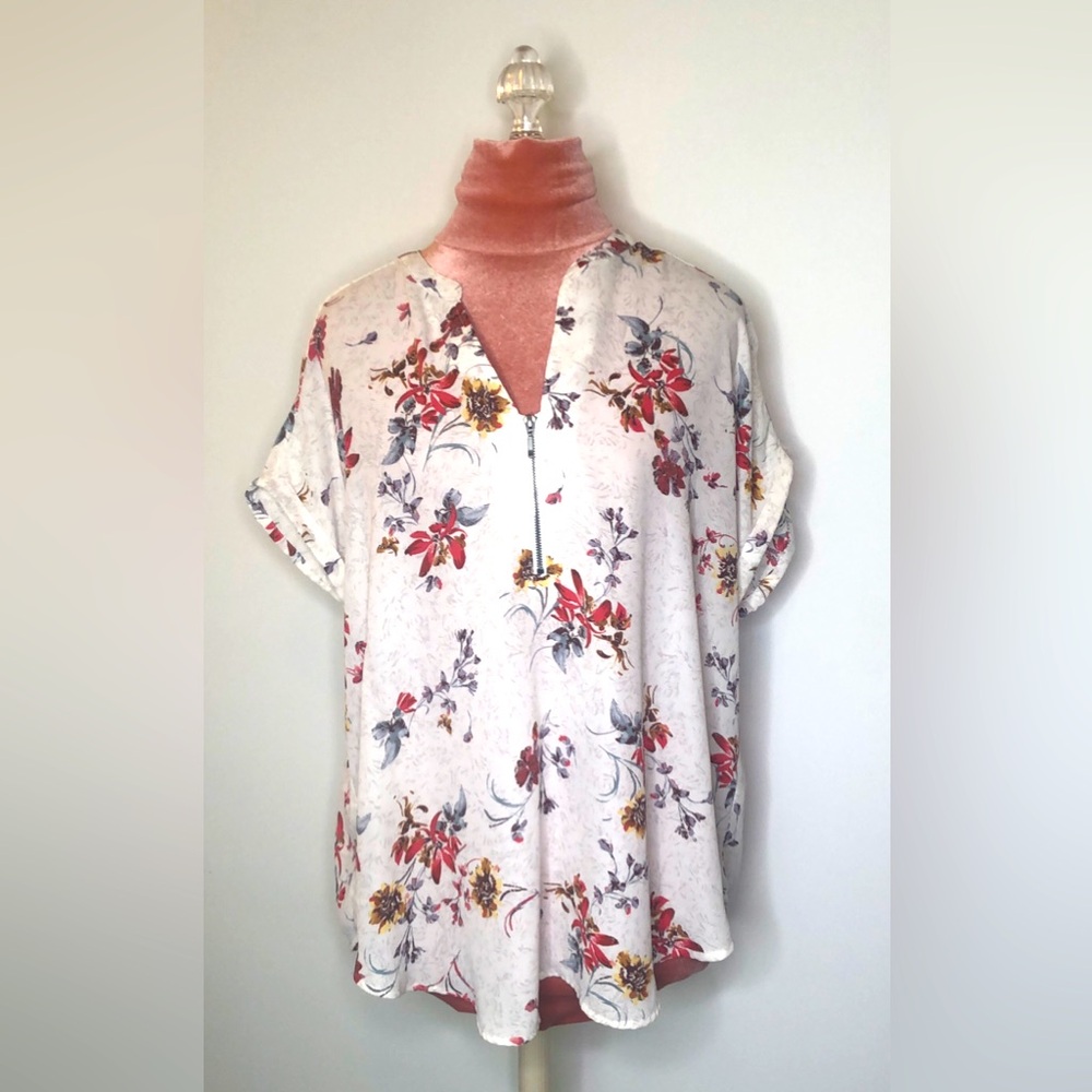 Maurices Floral Short Sleeve V-neck Blouse Cream Red Blue Plus Size 0X